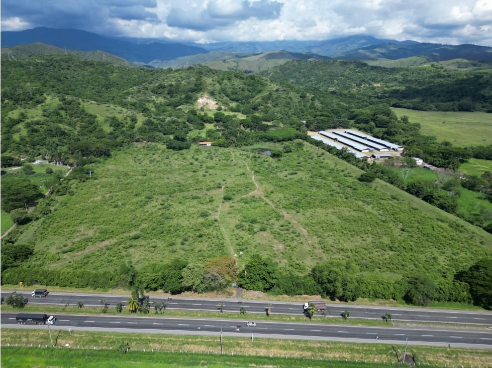 VENTA LOTE 123,960 MT2 EN BUGA VALLE - 1