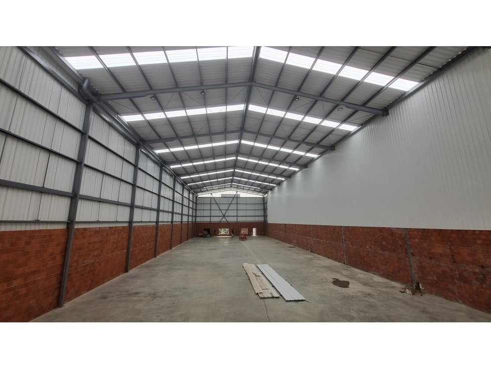 ALQUILER BODEGA 1497 MT2 EN ARROYOHONDO YUMBO VALLE - 1