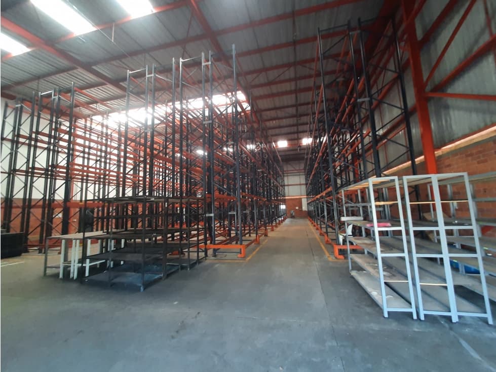 ALQUILER BODEGA 3,203 MT2 PUERTO TEJADA CAUCA - 1