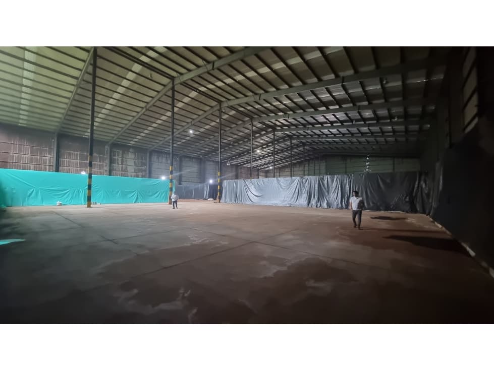 ALQUILER BODEGA 5300 MT2 EN BUENAVENTURA VALLE DEL CAUCA - 1