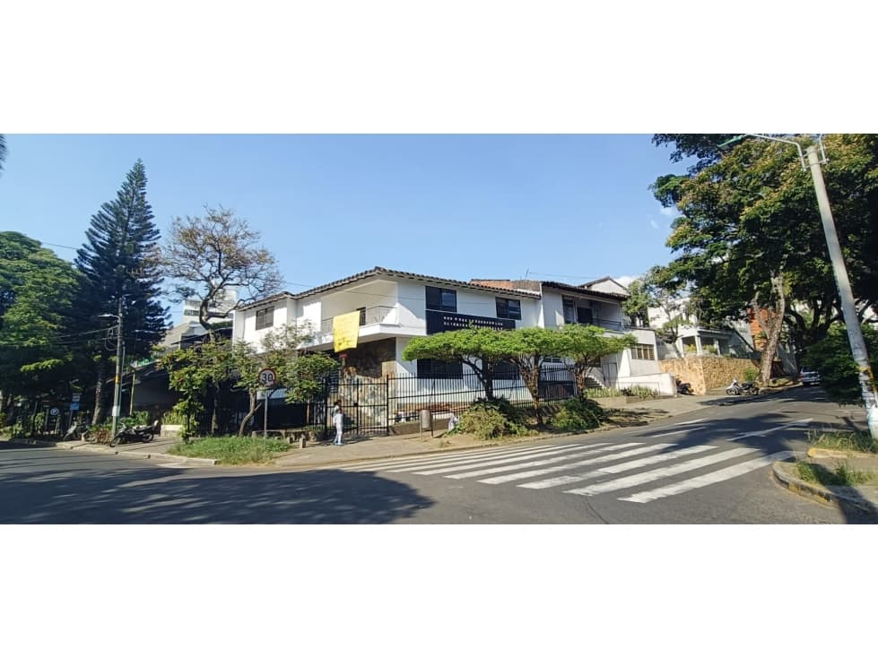 ALQUILA CASA CORPORATIVA 380 m2 SAN FERNANDO CALI - 1