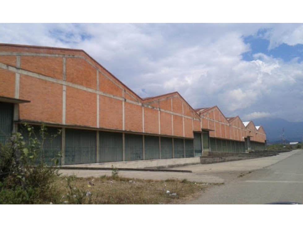 BODEGA 1750m2 ALQUILA - SANTANDER DE QUILICHAO CAUCA - 1