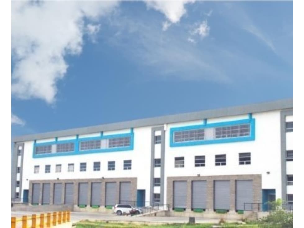 VENDE BODEGA ZONA FRANCA MAMONAL CARTAGENA DE INDIAS - 1