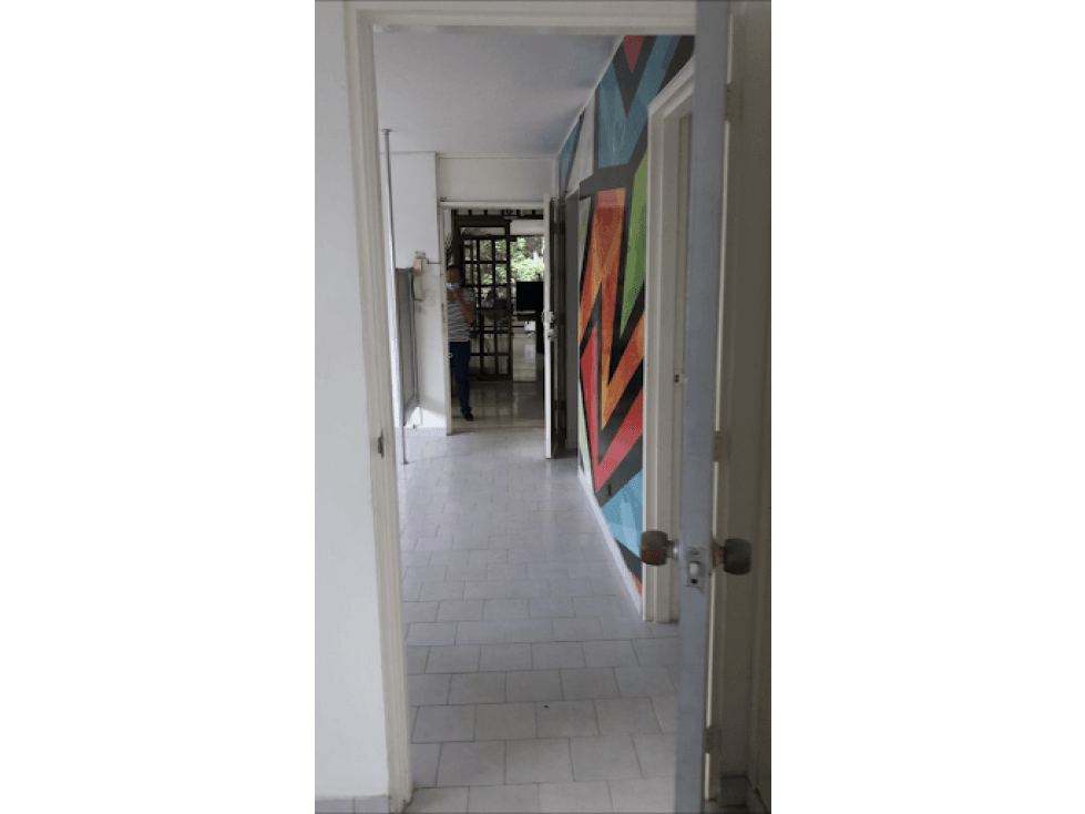 ALQUILA OFICINA COMERCIAL SANTA MONICA CALI - 1