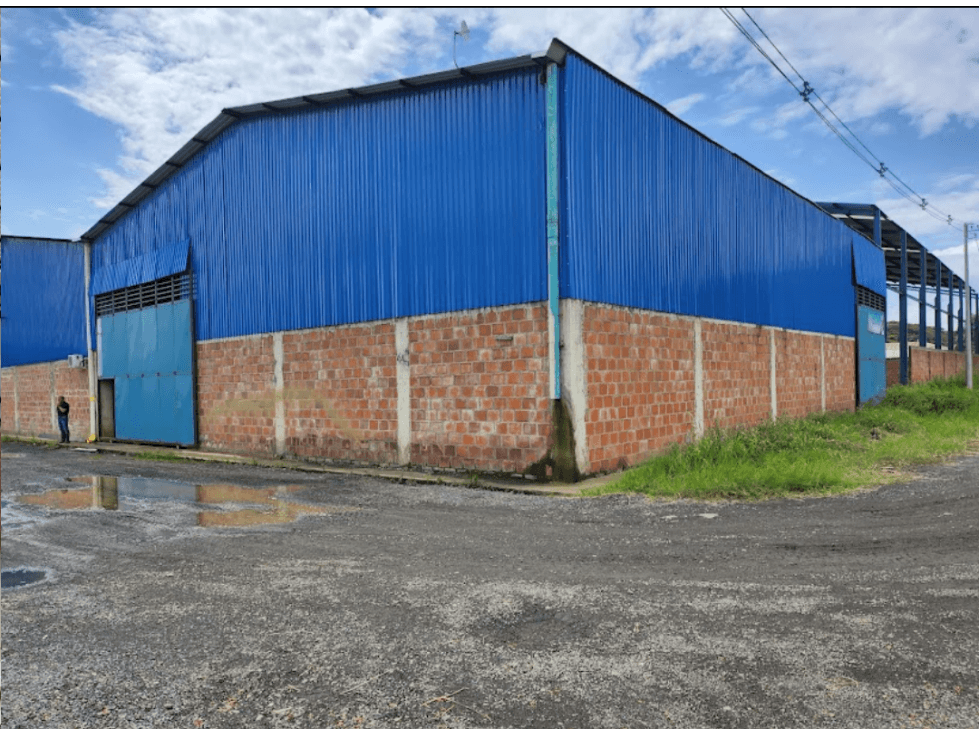 BODEGA EN ALQUILER EN CAUCASECO SECTOR LA DOLORES - 1