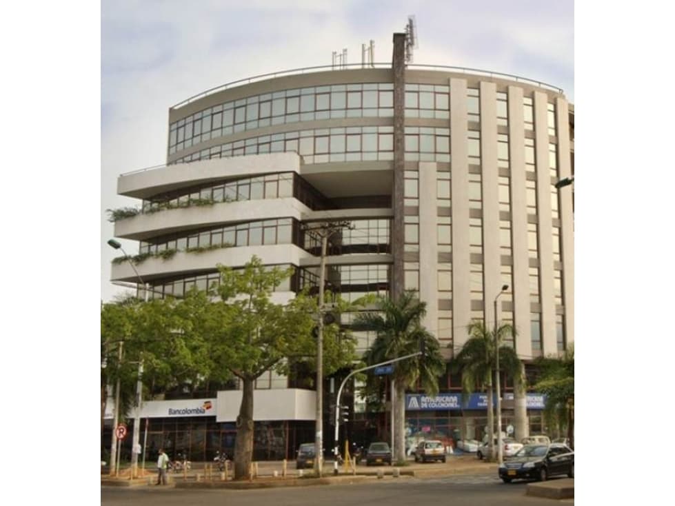 OFICINA 226 m2 EN ALQUILER CIUDAD JARDIN - 1