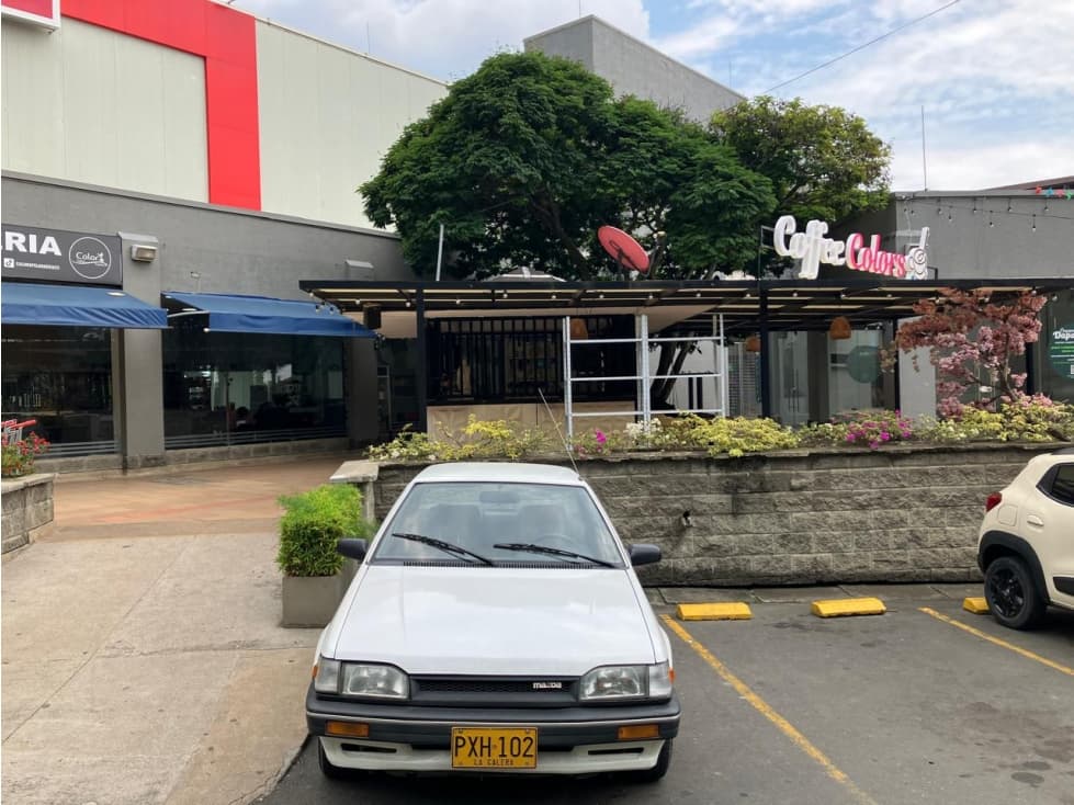 LOCAL 60M2 EN MALL DAPA - 1