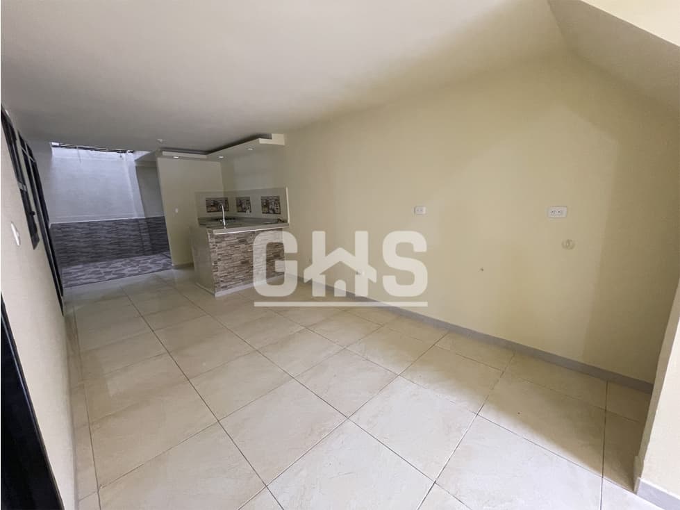 SE VENDE CASA BIFAMILIAR DOBLE RENTA EN BARRIO VILLA DEL SOL CARTAGO - 1