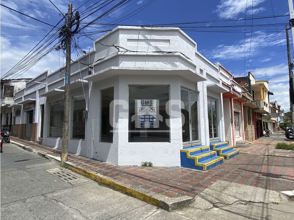 LOCAL COMERCIAL EN ARRIENDO EN BARRIO LA LIBERTAD - 1