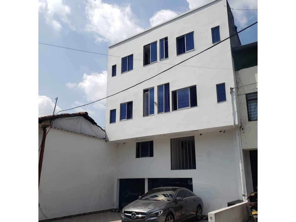 VENDO EDIFICIO CON APARTA HOTEL - 1