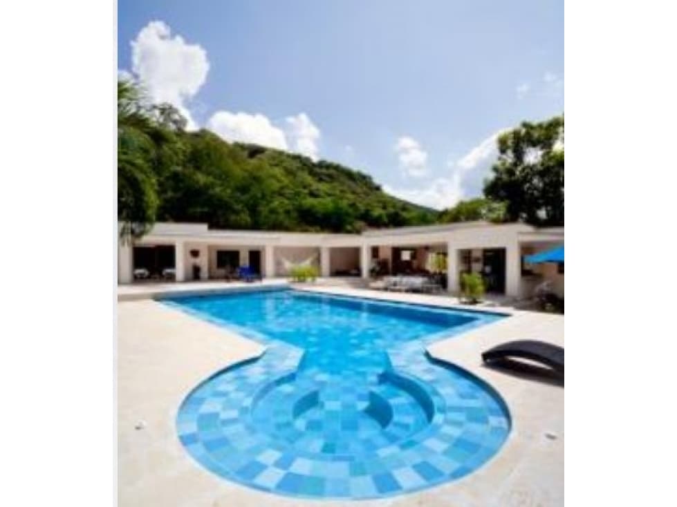 CONDOMINIO ENTREPUENTES GOLF CLUB, VIVIENDA CAMPESTRE - 1