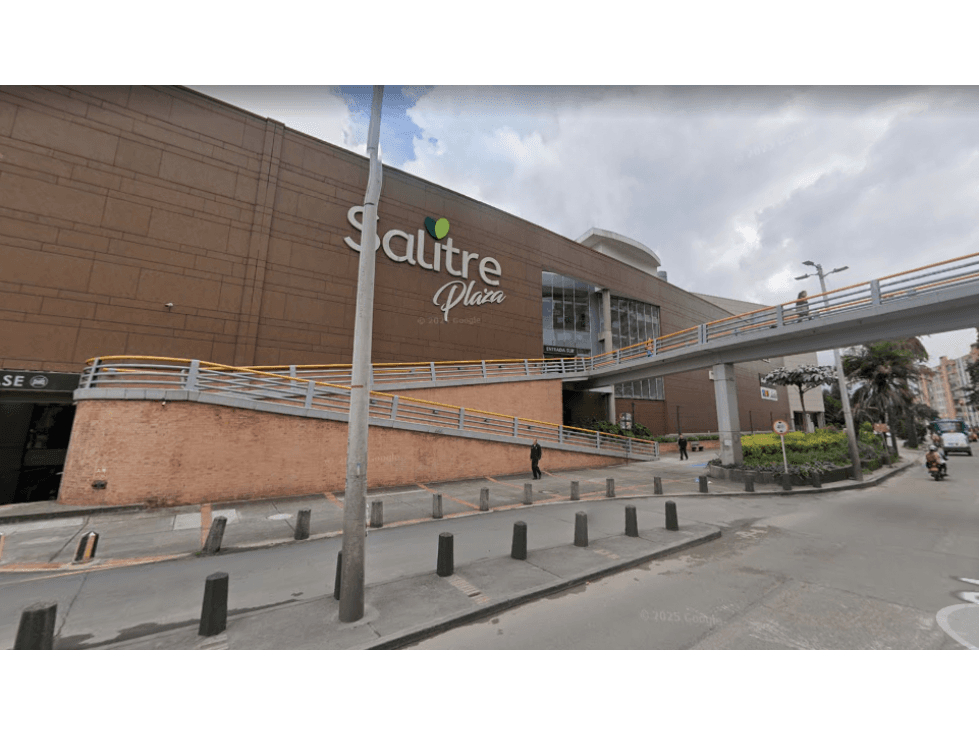 ARRIENDO LOCAL PARA COMIDAS EN SALITRE PLAZA - 1