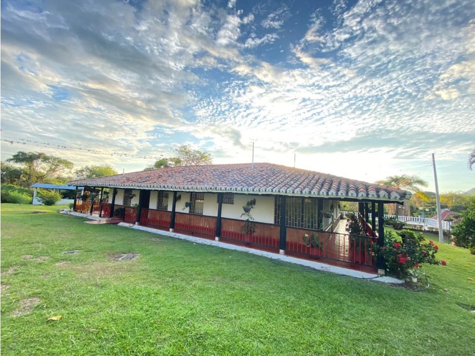 VENTA FINCA CHINAUTA - FUSAGASUGA - 1