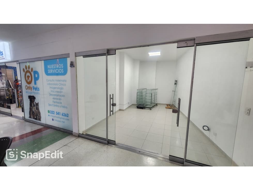 VENTA LOCAL EN CENTRO COMERCIAL LA ESTRELLA - 1