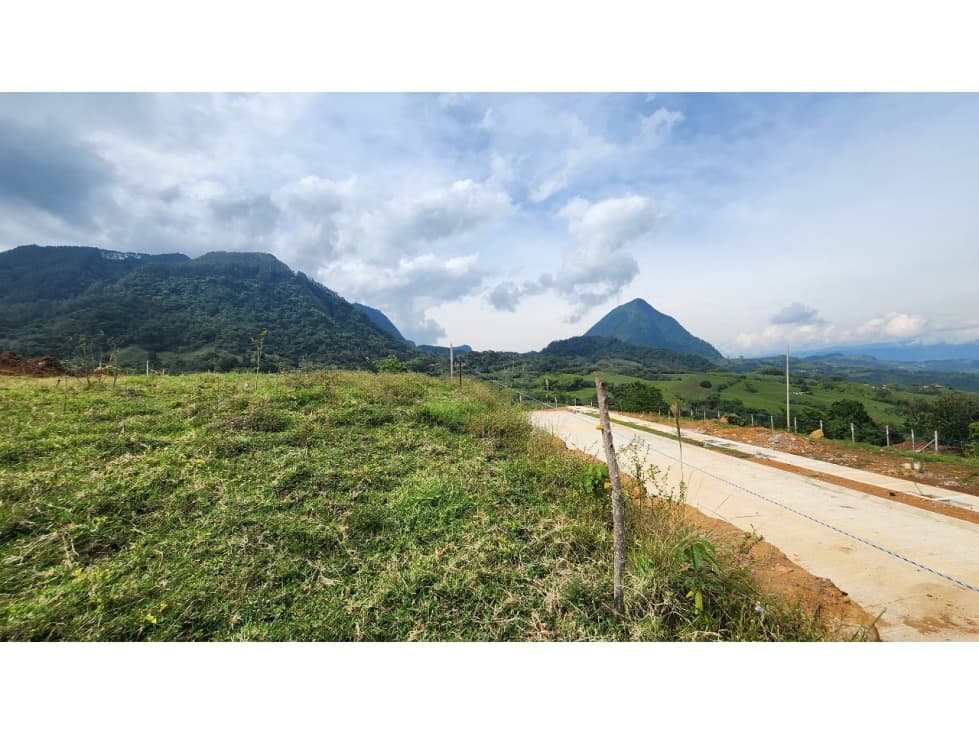 lotes Urbanizados en Condominio- Venecia-Antioquia - 1