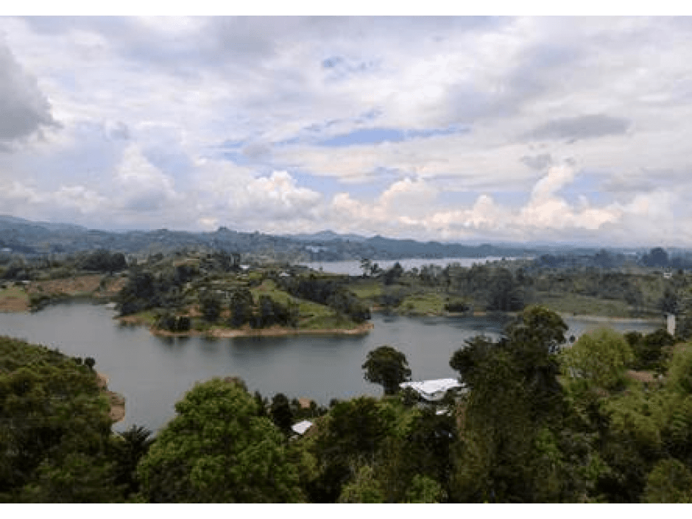Casa finca Guatapé con hermosa vista 360 grados - 1