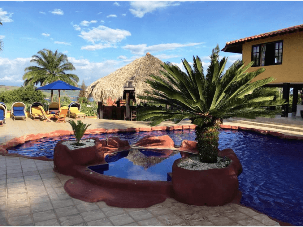 Finca Amoblada con vista al Lago Calima-Cali - 1