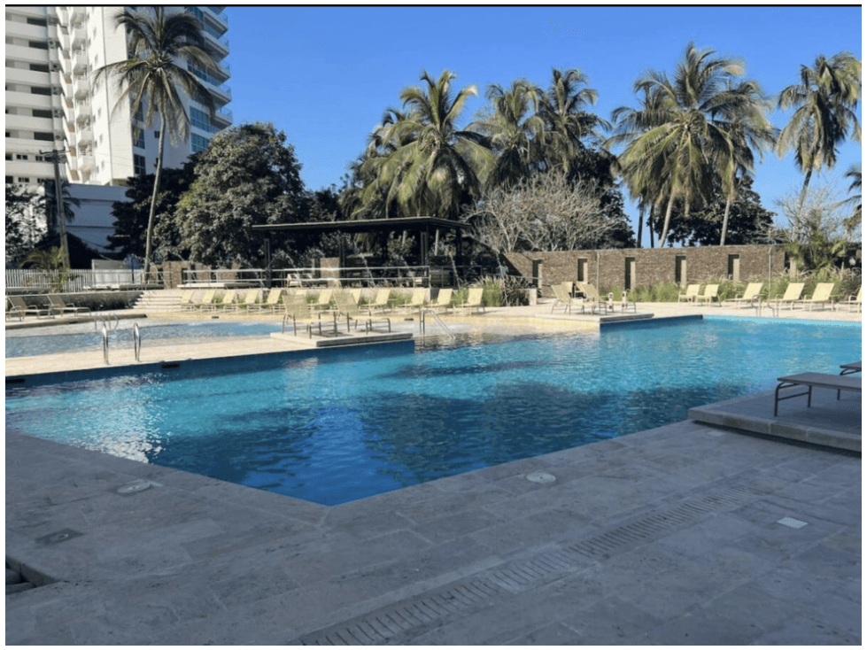 Venta apartamento amoblado frente al mar uso turismo Playa Salguero - 1