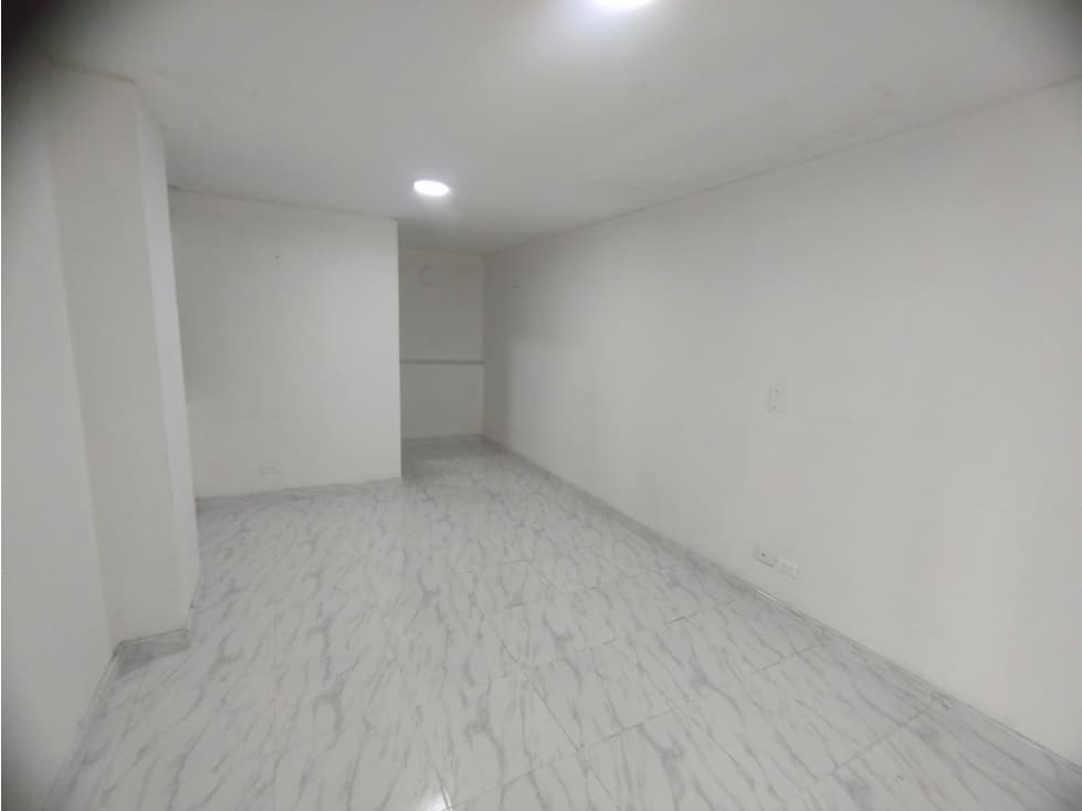 ARRIENDO CONSULTORIO VERSALLES MANIZALES | ASCENSOR - 1