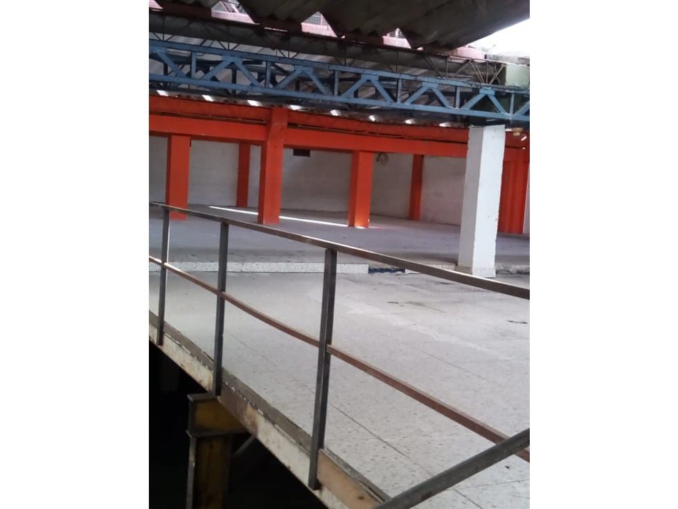 BODEGA EN VENTA DE 734m2 EN COLOMBIA MANIZALES - 1