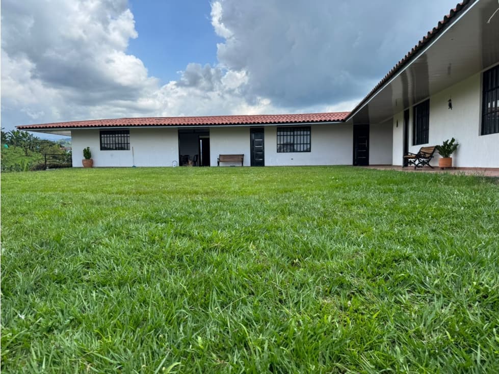 CASA CAMPESTRE EN VEREDA EL TRÉBOL CHINCHINÁ | VENTA CASA - 1