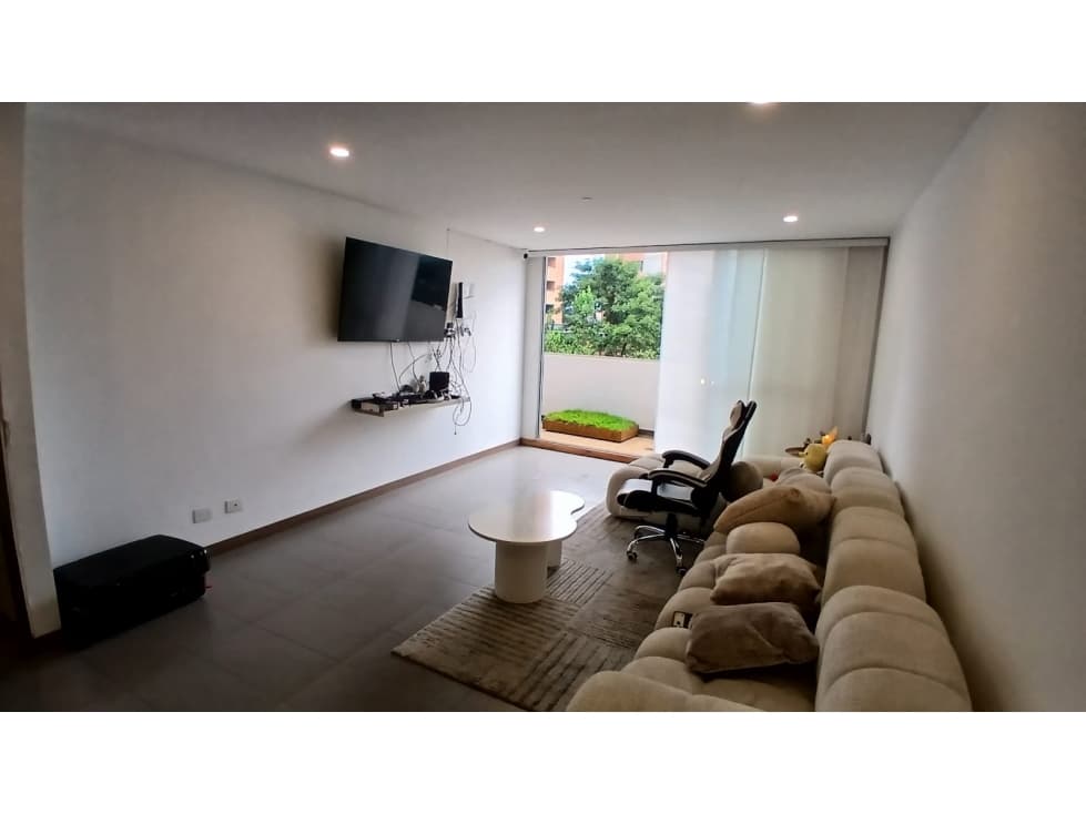 Apartaestudio en Arriendo Loma Los Gonzalez Medellín - 1