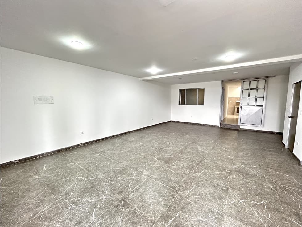 SE VENDE LOCAL CON APARTAMENTO EN BALMORAL - FUSAGASUGA - 1