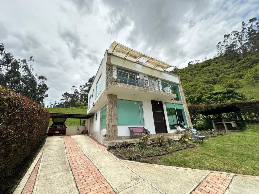 CASA CAMPESTRE EN VENTA LA VEREDA PORTADA EN LA CALERA - 1