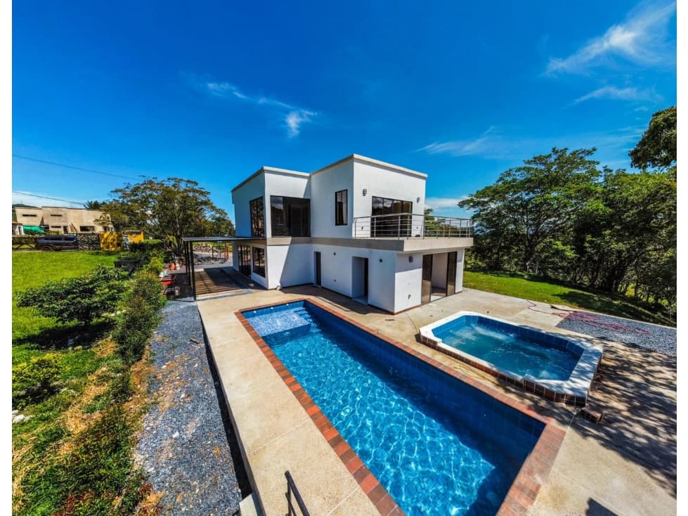 SE VENDE CASA CAMPESTRE BARBOSA - SANTANDER - 1