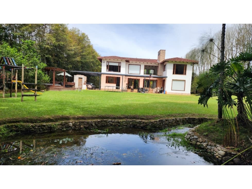 Venta casa campestre 500 m² en Fizebad El Retiro - 1