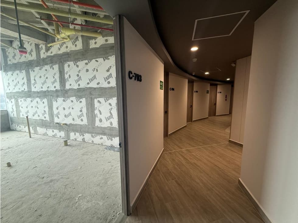 Consultorio Nuevo En Alquiler Centro Medico Zonata Av Centenario - 1