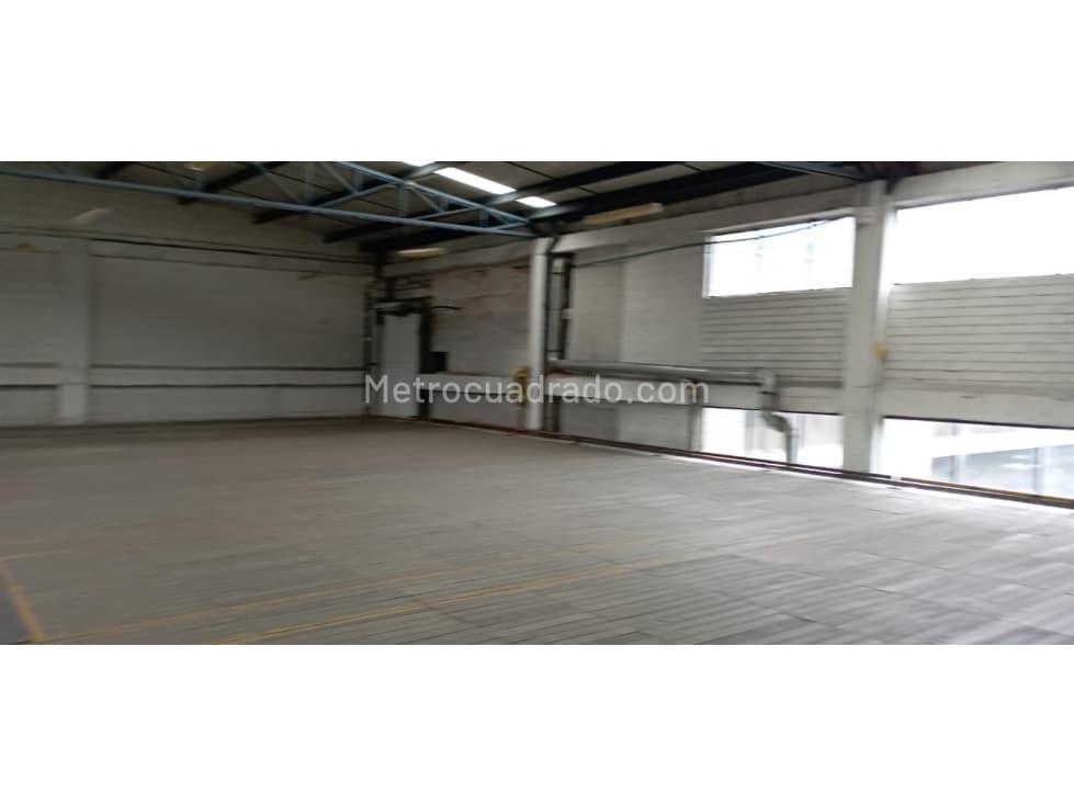 Bodega en venta, Pilsen Itagui - 1