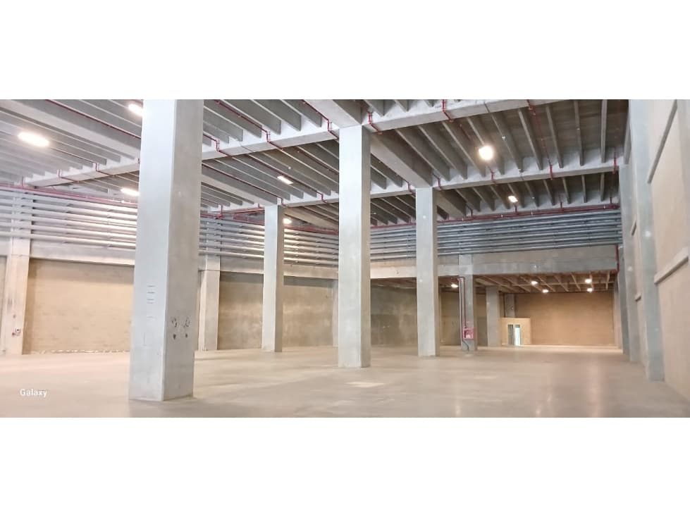 Bodega de 2.877 mts2 En La Estrella - 1