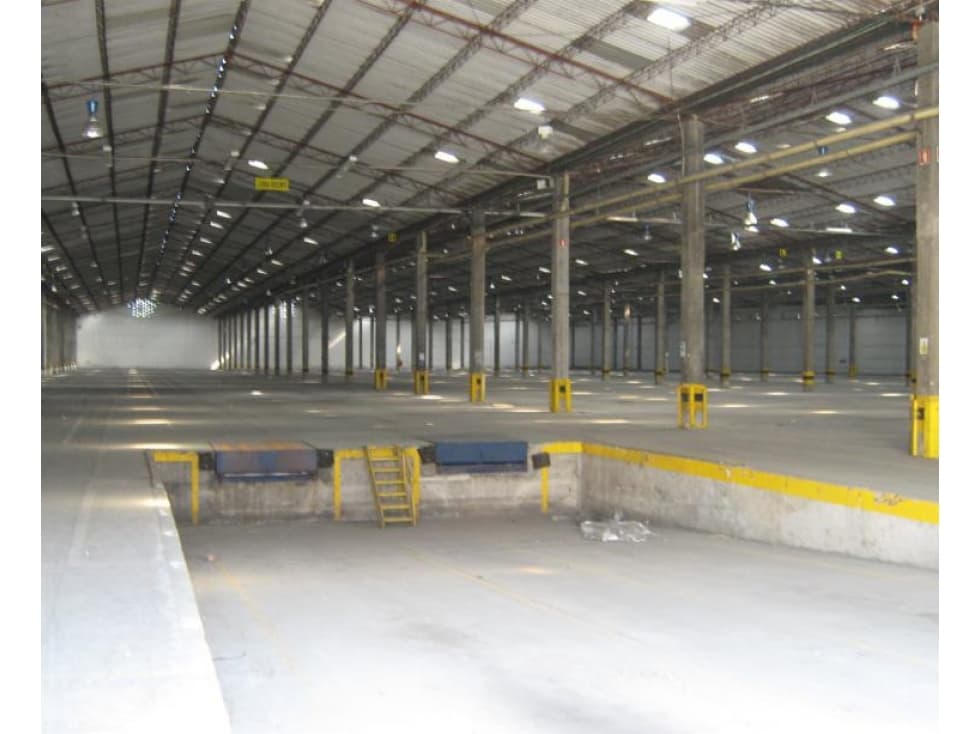 BODEGA DE 15.000 MTS2 EN ITAGUI PARA VENTA - 1