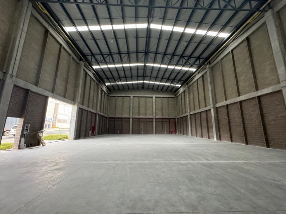 BODEGA DE 750 MTS2 EN GUARNE PARA ARRIENDO - 1