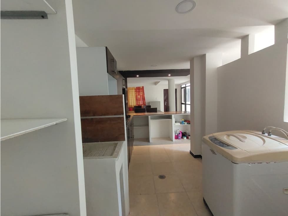 SE ARRIENDA APARTAMENTO EN TORICES - 1