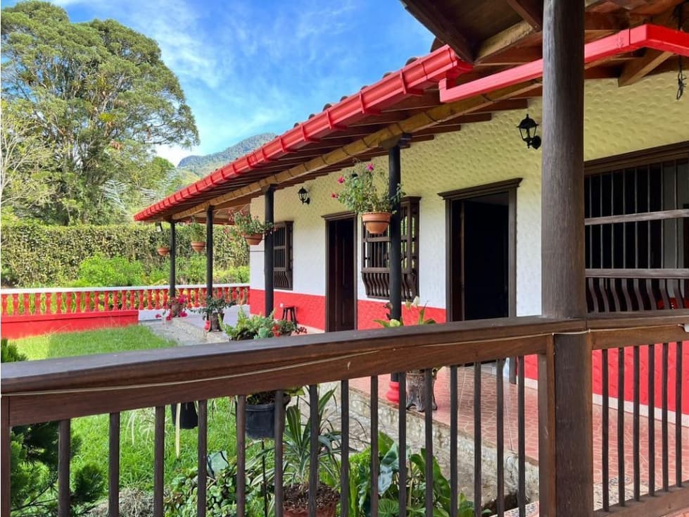 FINCA CERCA A JARDÍN ANTIOQUIA - 1