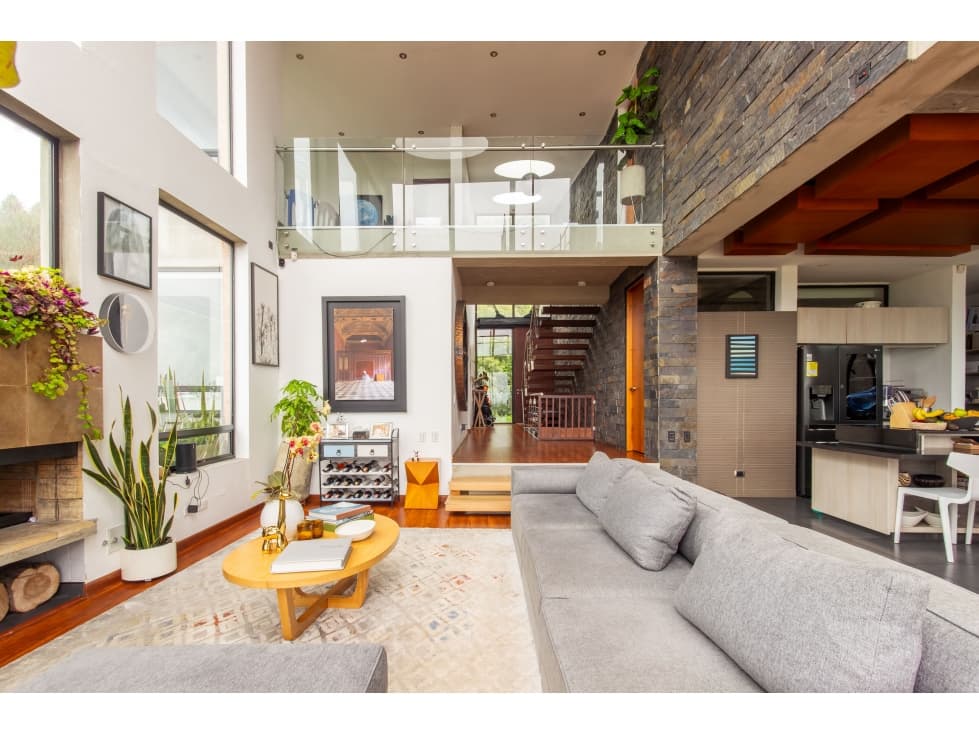 Arriendo Casa entrada Arboreto Km 6, via a la Calera. - 1