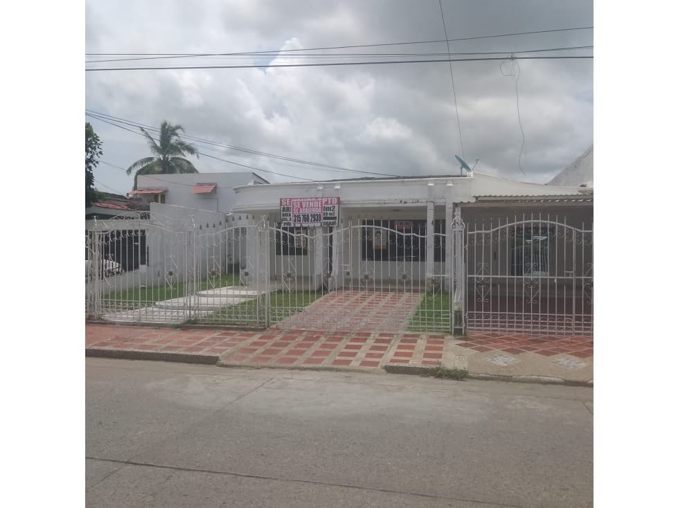 SE ARRIENDA CASA EN PASATIEMPO SOBRE LA CALLE 24 USO COMERCIAL - 1