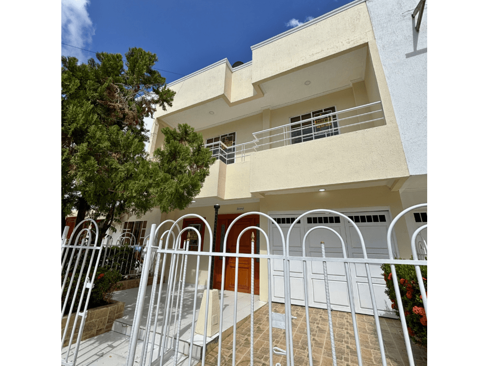 CASA PARA ARRIENDO EN MONTERÍA UB EN VERSALLES - 1