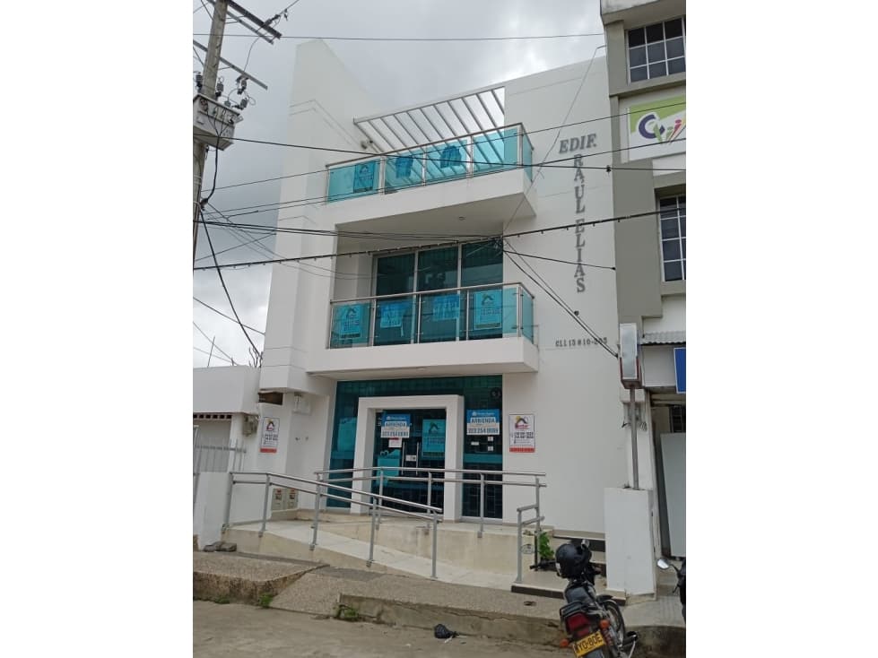 EDIFICIO PARA ACTIVIDAD COMERCIAL EN ARRIENDO EN CERETÉ - 1