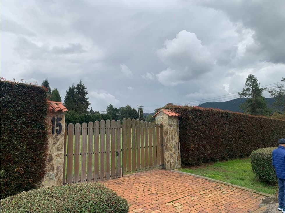 PARA VENTA O PERMULTA LOTE DE 3.942 M2 CONJUNTO EN TENJO-JA - 1