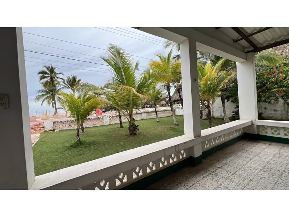 CABAÑA FRENTE AL MAR SEGUNDA ENSENADA COVEÑAS SUCRE - 1