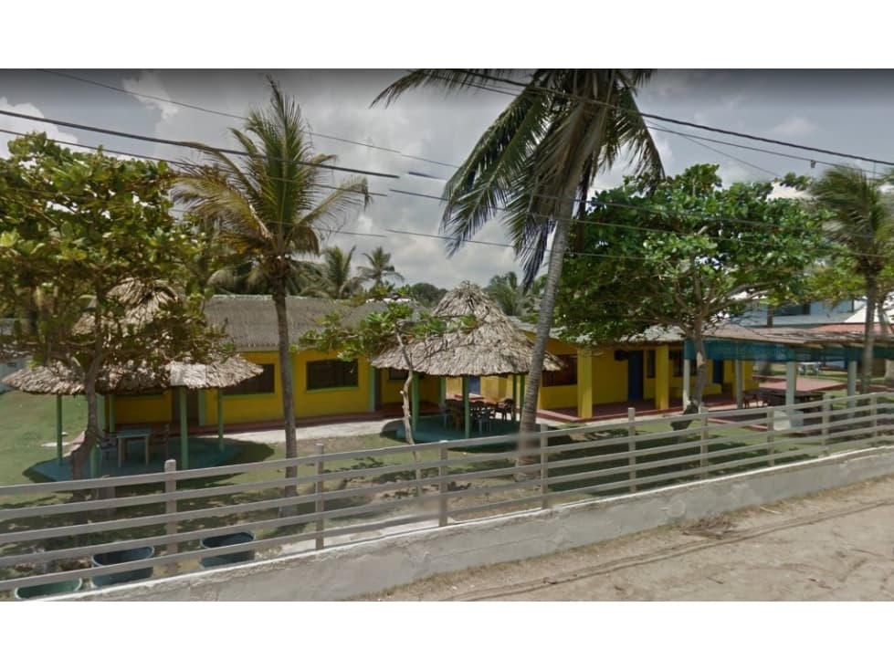 LOTE CON CABAÑA COVEÑAS TERCERA ENSENADA-SUCRE - 1