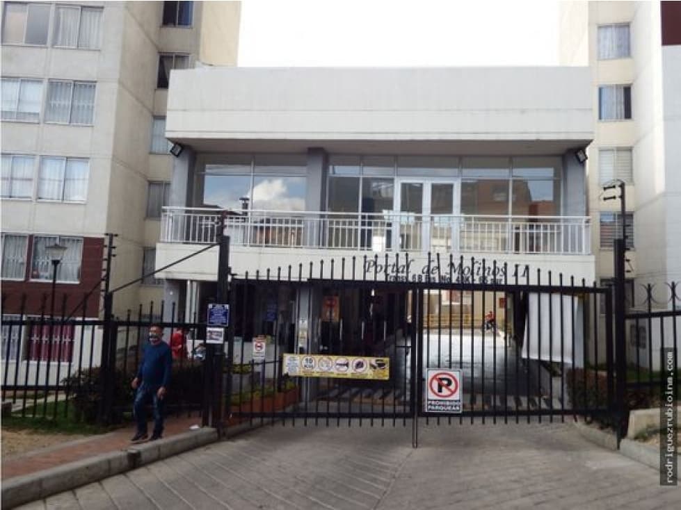 SE ARRIENDA APARTAMENTO PORTAL DE MOLINOS 2 - 1