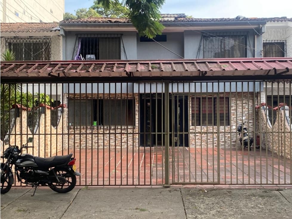 Venta de Edificio de Apartaestudios en Pampalinda Sur Central de Cali - 1