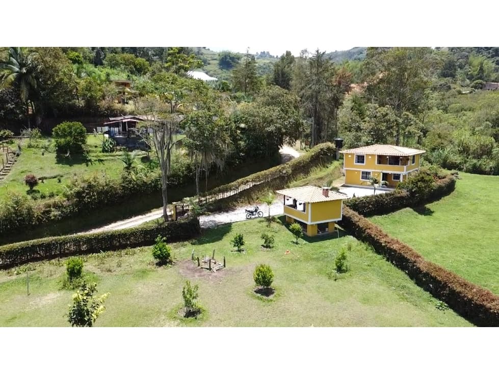 VENTA DE FINCA VEREDA EL POZO EL PEÑOL ANTIOQUIA - 1