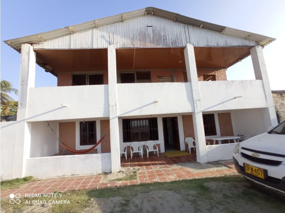 Vencambio Casa de Playa Sector Barrio El Paraíso Moñitos - 1