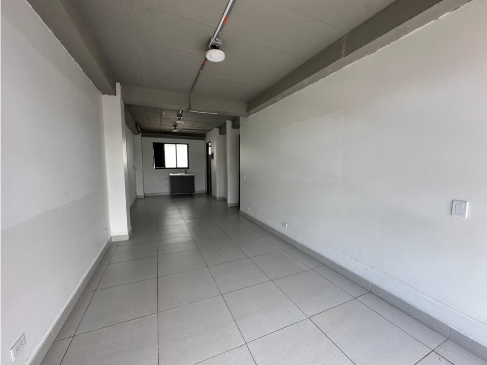 Oficina en renta o venta en Rionegro - 1