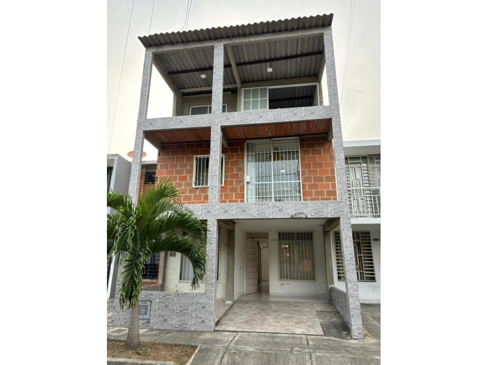 CASA VEHICULAR EN VENTA. MANZANARES - CIUDAD DEL VALLE - 1